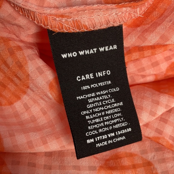 Quirky Dot Blouse - Picture 6 of 6